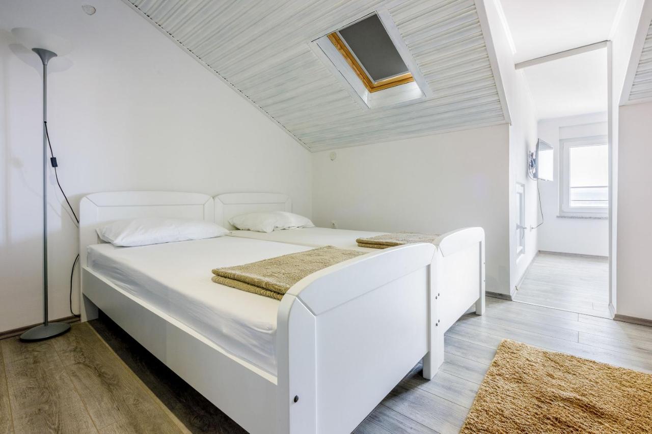 Apartment HERIBAN Crikvenica Buitenkant foto